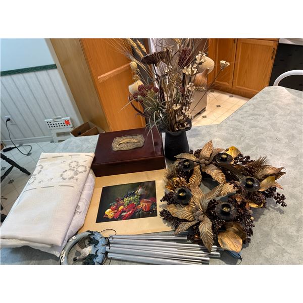 Miscellaneous Lot wind chim etc