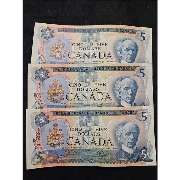 3x $5 Canadian bills