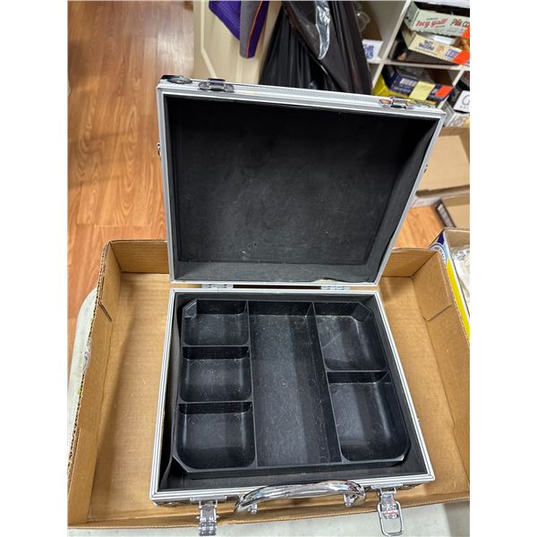 Storage box