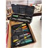 Image 1 : tools and bits