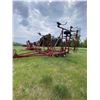 Image 2 : IHC 645 Cultivator, approx. 32' c/w 4 bar tine harrows, rear hitch c/w 22" sweeps