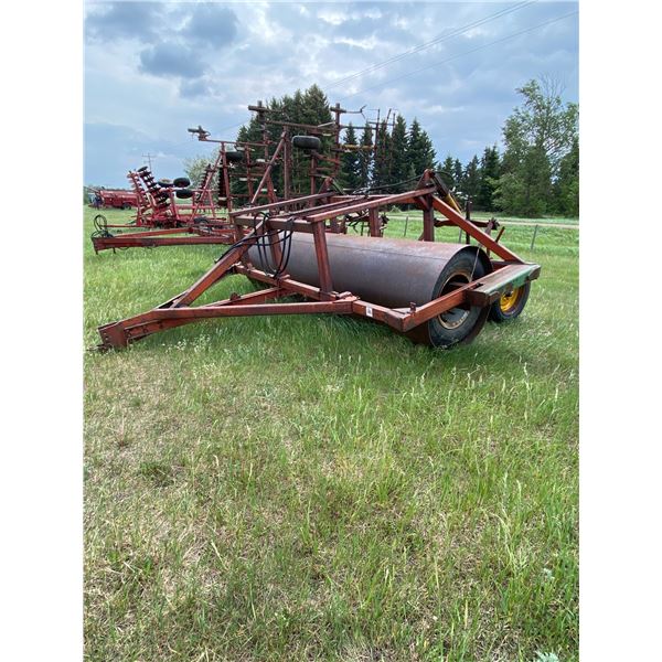 Land roller, shop built, approx. 13ft wide 42in. drums, hyd lift, in transport
