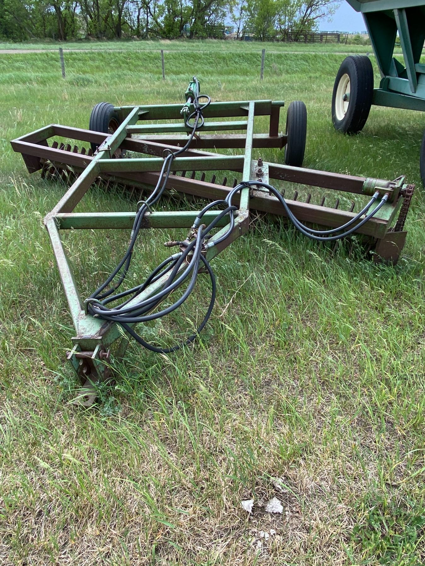 11' Hyd drive rock rake, nice condition