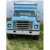 Image 2 : 1979 IHC 3-ton truck, c/w 16 ft x 46in. steel Box & single cyl Hoist, roll tarp, 404-V8 gas motor, 5