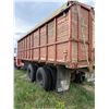 Image 9 : 1979 Chev grain truck, tandem, wood 20 ft B & Hoist, roll tarp, 427V8 5&4 spd, shedded, very good tr