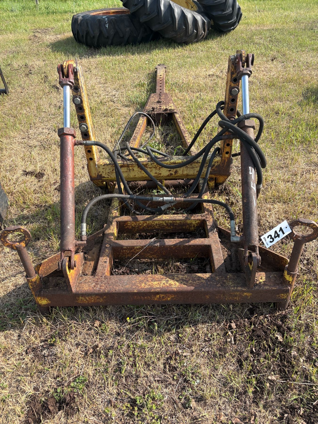 Underslung Dozer Frame