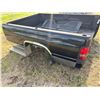 Image 3 : 2001 Dodge truck box & wind gate