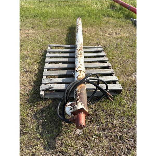 White orbit drive auger, approx. 12ft