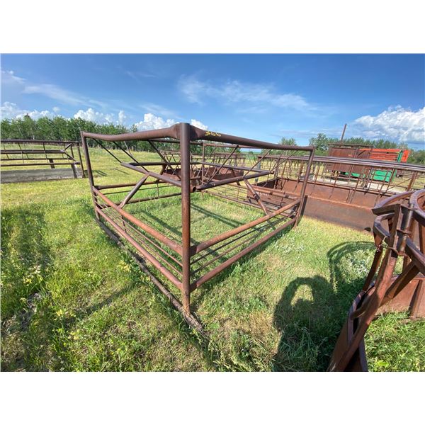 Approx. 9ft x 9ft Bale feeder (rectangular)