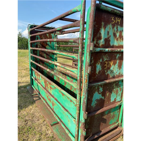 Cattle chute