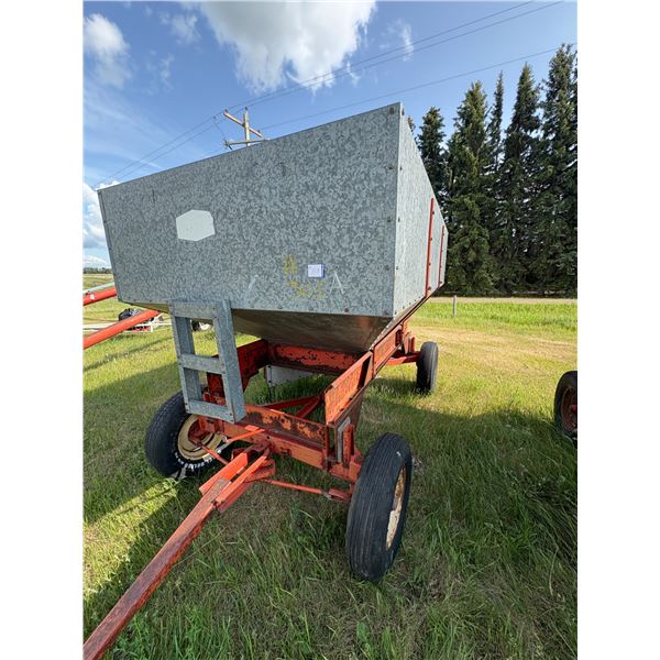 Galvanized self unloading grain tank