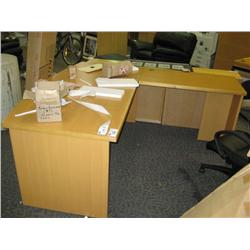 Ash Maple L-shape Bow Front Managers Desk