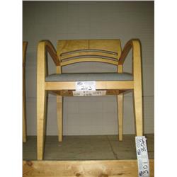 Ash Maple Frame Client Chair (t2)