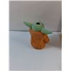 Image 5 : Star Wars the Mandalorian Chia Pet Planter
