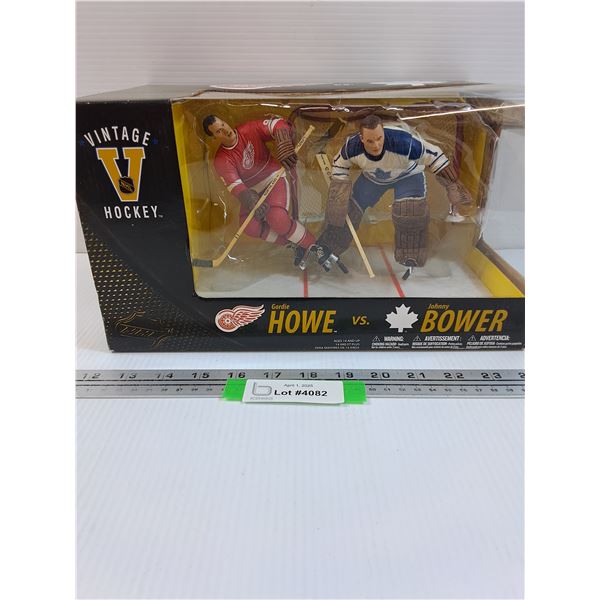 NHL Gordie Howe & Johnny Bower Hockey Figurine Set