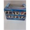 Image 4 : NHL Gretzky & Bure Hockey Figurines Set