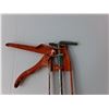 Image 2 : Caulking Gun