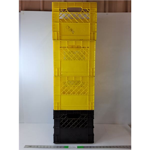 *(4) Dairyland Plastic Milk Crates