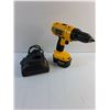 Image 5 : DeWalt Cordless 14.4v Drill and Charging Station