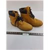 Image 1 : Timberland Hiking Boots Size 9.5