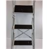 Image 3 : 3-Step Step Ladder 48" Length (Top Step has Damage), Wood Product Clam Shell Toilet Seat 15.5" x 14"
