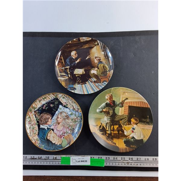 (3) Genuine Kaiser Porcelain and Knowles Decorative Plates