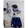 Image 4 : Toronto Maple Leafs Build a Bear Outfit