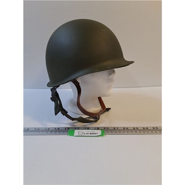 WW2 Replica USA Army Helmet - Display Mannequin Head NOT INCLUDED