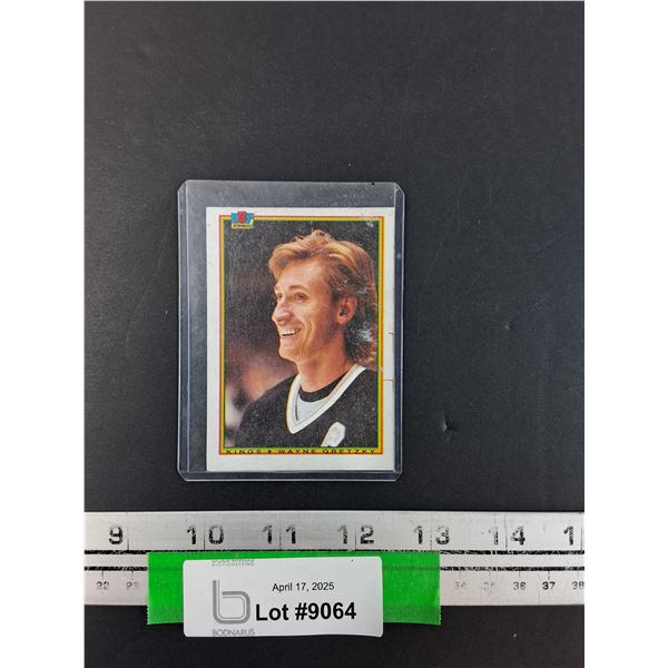 Bowman 1990 Topps Wayne Gretzky Hockey Card - Cannot Authenticate