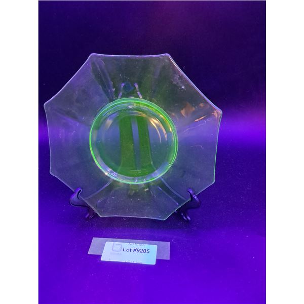 Uranium Glass Plate - 8" Diameter w/Stand