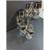 Image 3 : MCM Silver Fade Dorthy Thorpe- Style Wine Deanter Bar Set w/Chrome Caddy
