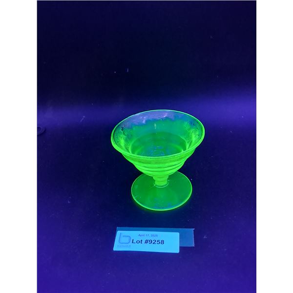 Uranium Glass Footed Dessert Bowl w/Gold Trim - 4" x 3.5"