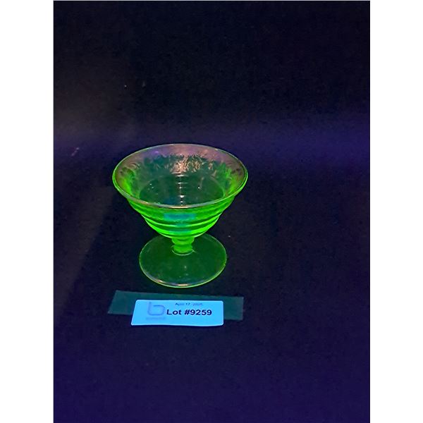 Uranium Glass Footed Dessert Bowl w/Gold Trim - 4" x 3.5"