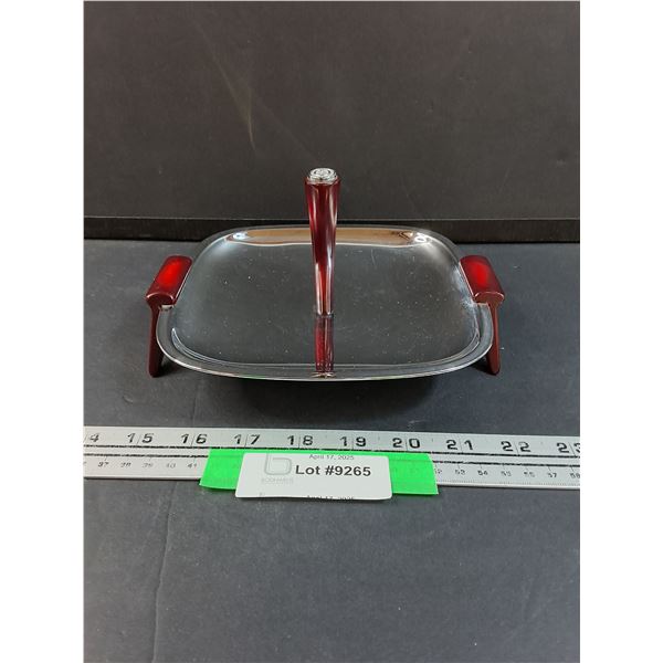 Glo-Hill MCM Metal & Bakelite Serving Tray w/Handle - 7"" Diameter