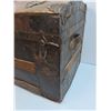 Image 4 : * Antique Steamer Trunk - 28" x 16" x 18" - Some Wear - CANNOT SHIP