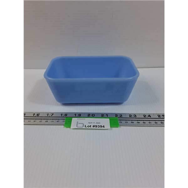 PYREX Delphite Blue Butter/Refrigerator Dish - 7" x 4" x 3"