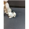 Image 2 : Porcelin Mother Cat w/Kittens Figurine Set - 6" Tall - Made in Japan
