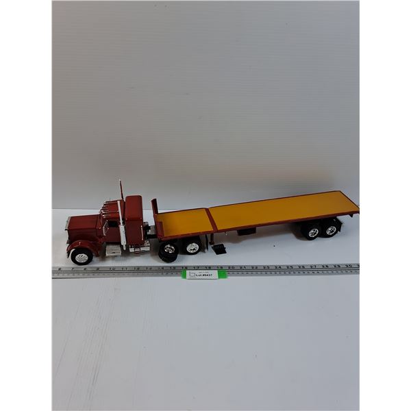 Peterbuilt Model Semi & Flat Deck Trailer - Some Wear