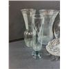 Image 3 : (4) Glass Vases & Glass Oval Serving Dish - 10" x 5"