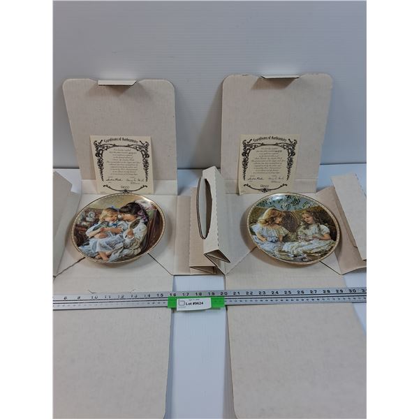 (2) Reco Collector Plates - Sister Collection w/ Boxes & Certificates