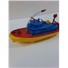 Image 2 : Renwel Fire Boat Toy - Made in USA