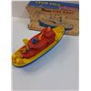 Image 5 : Renwel Fire Boat Toy w/ Original Box  - Made in USA