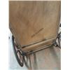 Image 6 : * Wooden Tea Cart - Made in Canada - 29" x 29" x 21"  - Some Wear - CANNOT SHIP