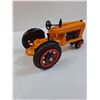 Image 2 : Vintage Louis Marx Plastic Tractor - 1:16 Model Scale