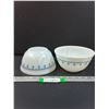 Image 1 : (2) PYREX Snowflake Blue Garland Pattern Bowls - 1.5 Qt