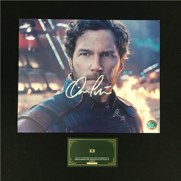 CHRIS PRATT SIGNED 8X10 PHOTO (KB AUTHENTICS COA)