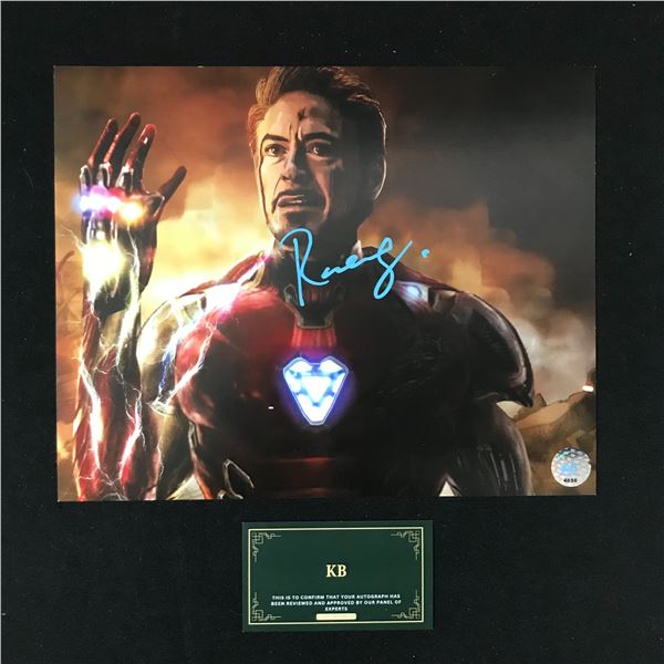 ROBERT DOWNEY JR SIGNED "IRON MAN" 8X10 PHOTO (KB AUTHENTICS COA)