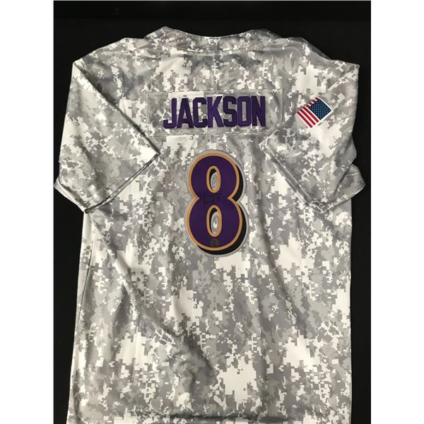 LAMAR JACKSON SIGNED BARLTIMORE RAVENS SALUTE TO SERVICE JERSEY (KB AUTHENTICS COA)