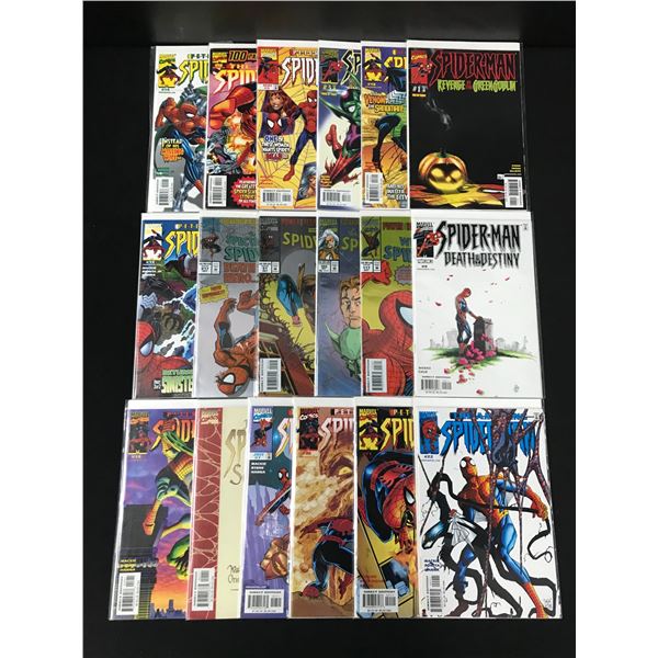 LOT OF 18 SPIDERMAN COMICS (MARVEL COMICS)