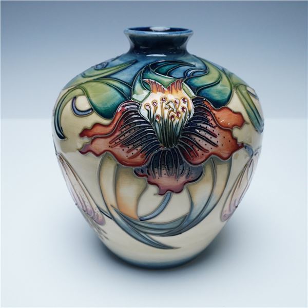 Moorcroft Pottery Vase, Anna Lily
